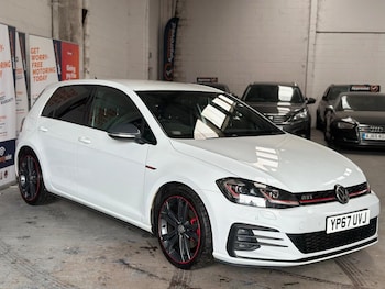 Used Volkswagen Golf 2017 for sale - 78880075: Photo