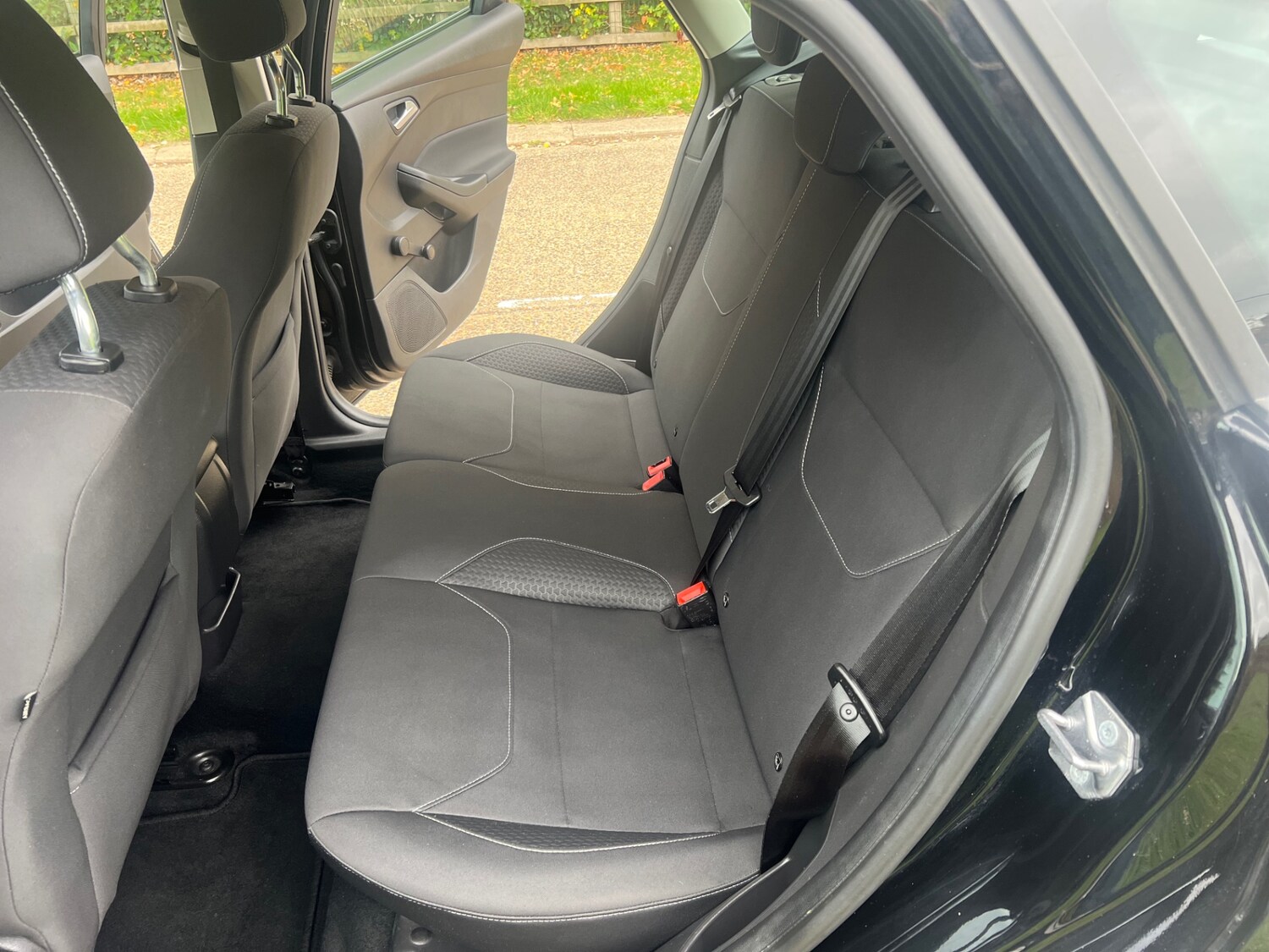 Used Ford Focus 2016 for sale - 76296988: Photo 17
