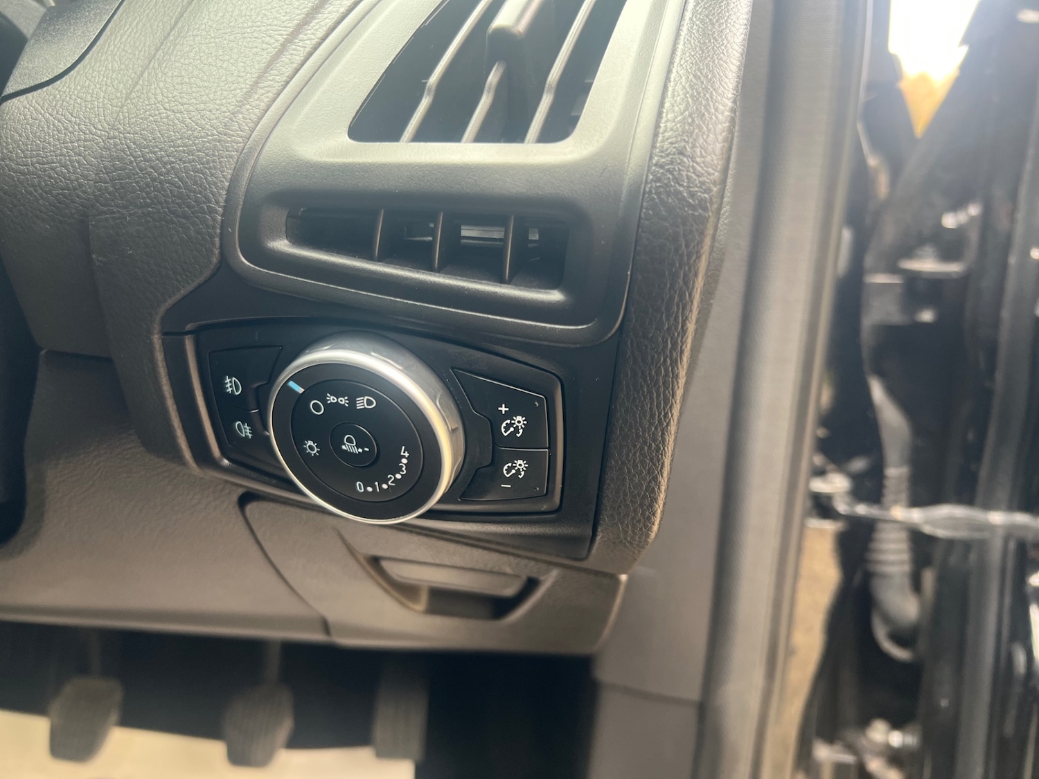 Used Ford Focus 2016 for sale - 76296988: Photo 25