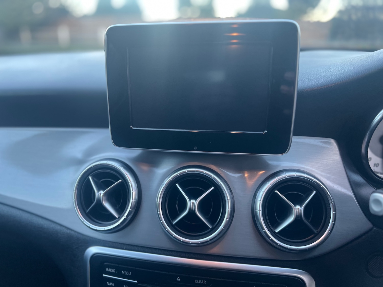 Used Mercedes-Benz CLA 2015 for sale - 76831721: Photo 32