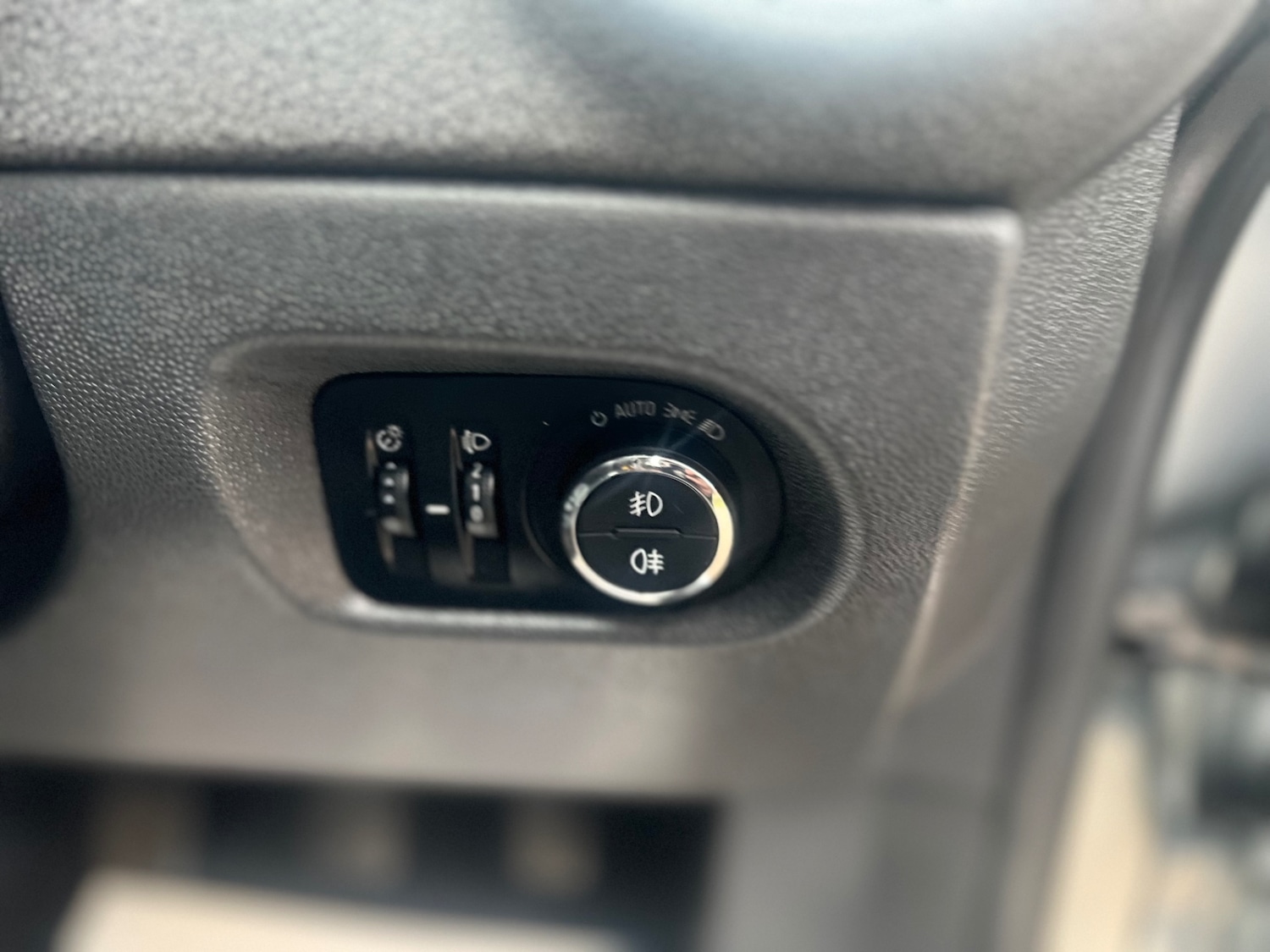 Used Vauxhall Corsa 2012 for sale - 76978365: Photo 25