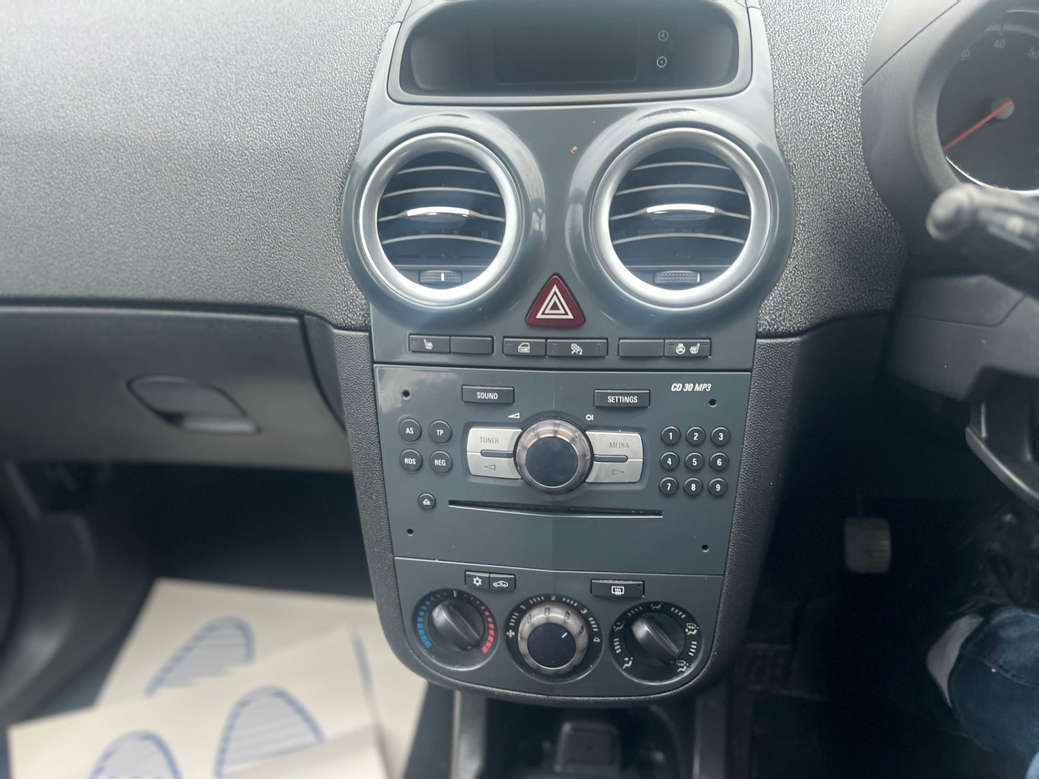 Used Vauxhall Corsa 2012 for sale - 76978365: Photo 26