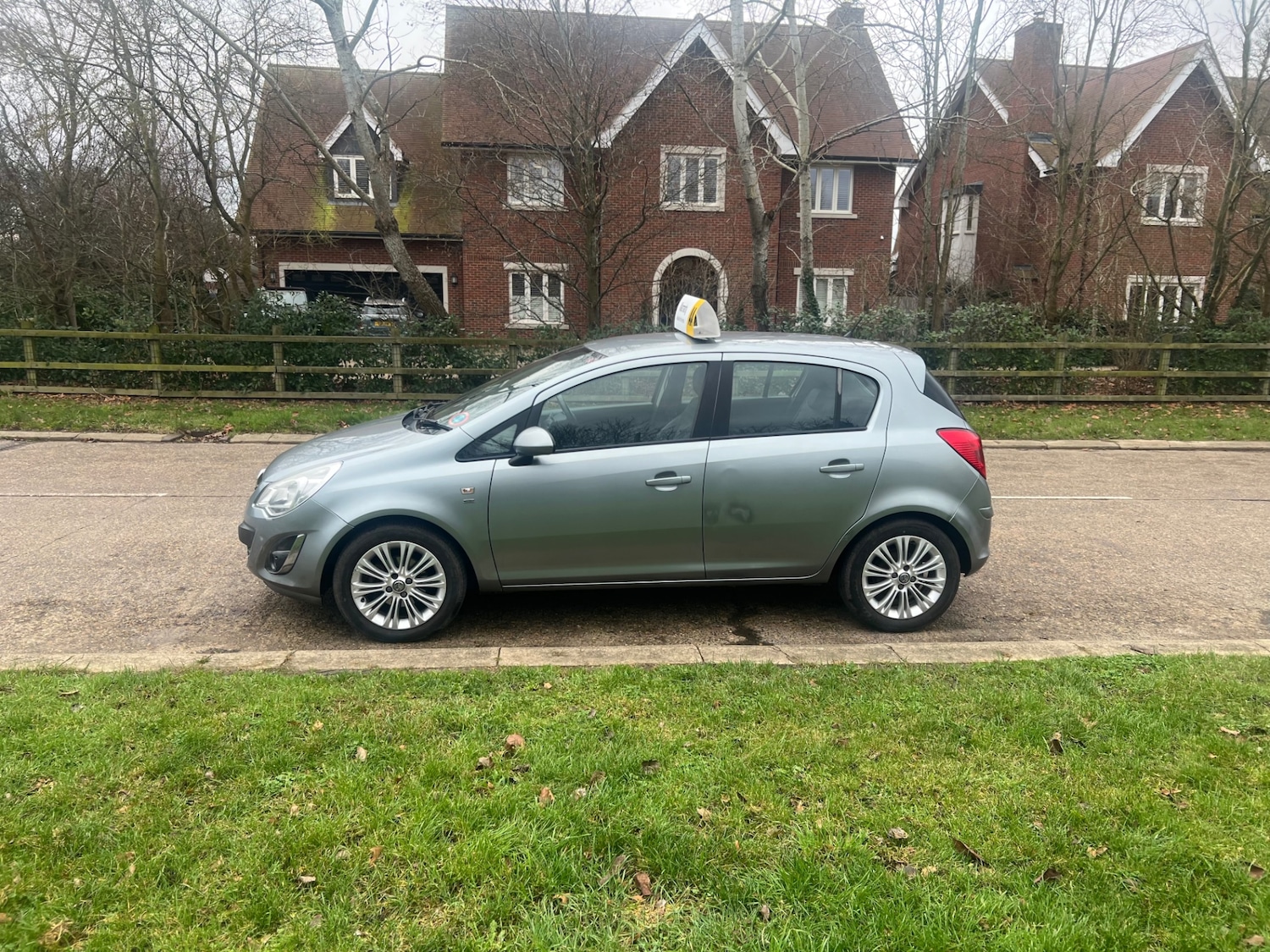 Used Vauxhall Corsa 2012 for sale - 76978365: Photo 4