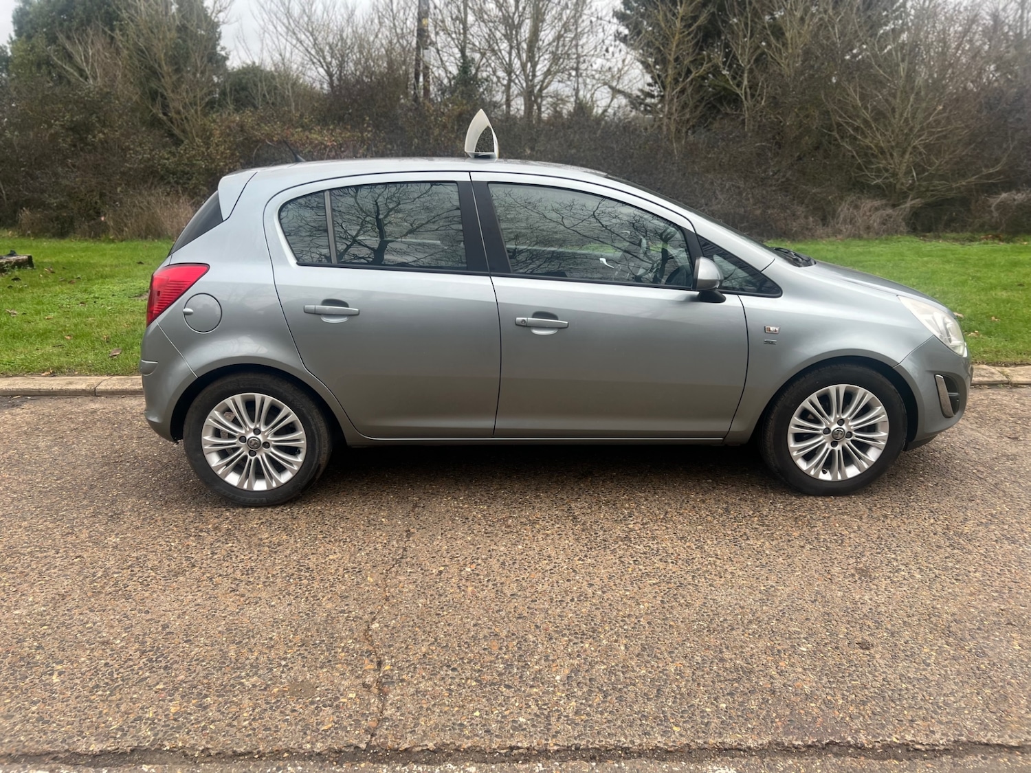 Used Vauxhall Corsa 2012 for sale - 76978365: Photo 8