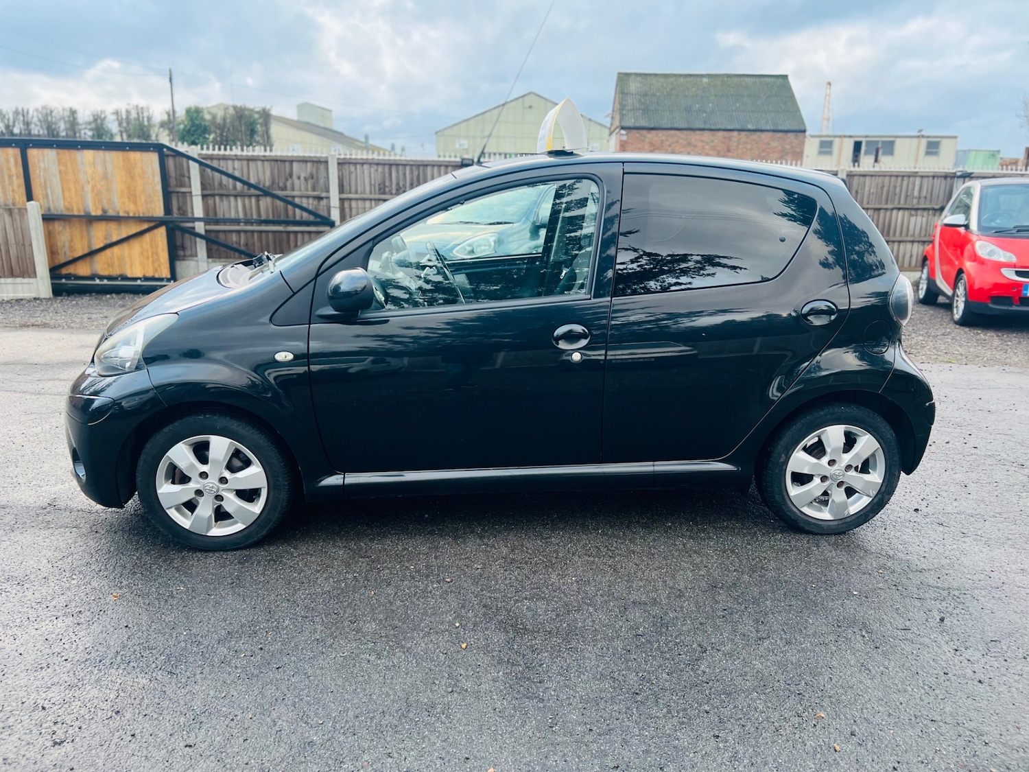 Used Toyota AYGO 2013 for sale - 77483253: Photo 4