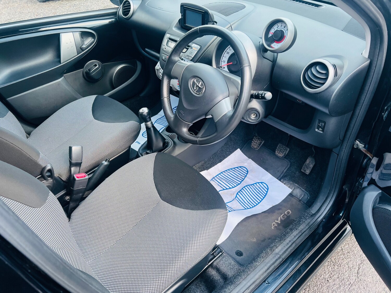 Used Toyota AYGO 2013 for sale - 77483253: Photo 9