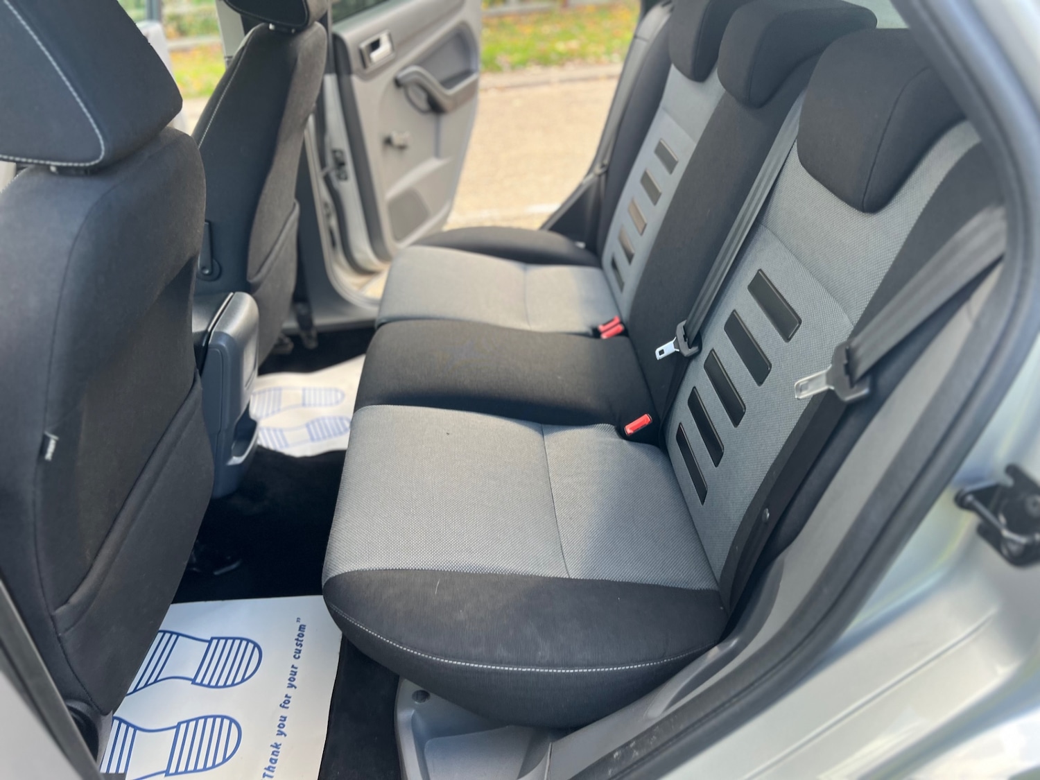 Used Ford Focus 2010 for sale - 76348672: Photo 16