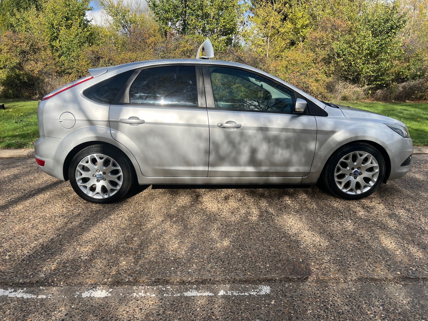 Used Ford Focus 2010 for sale - 76348672: Photo 8