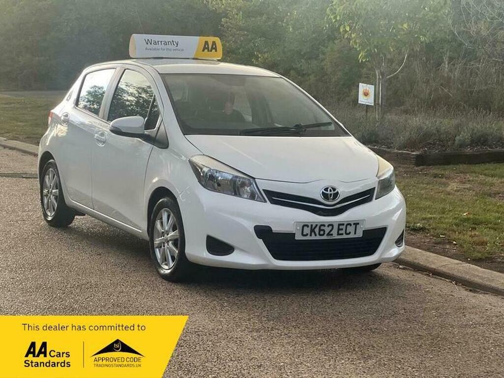 Used Toyota Yaris 2012 for sale - 76161696: Photo 1