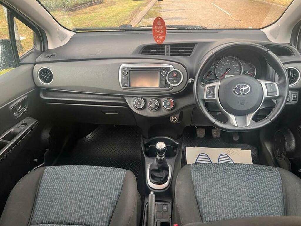 Used Toyota Yaris 2012 for sale - 76161696: Photo 10