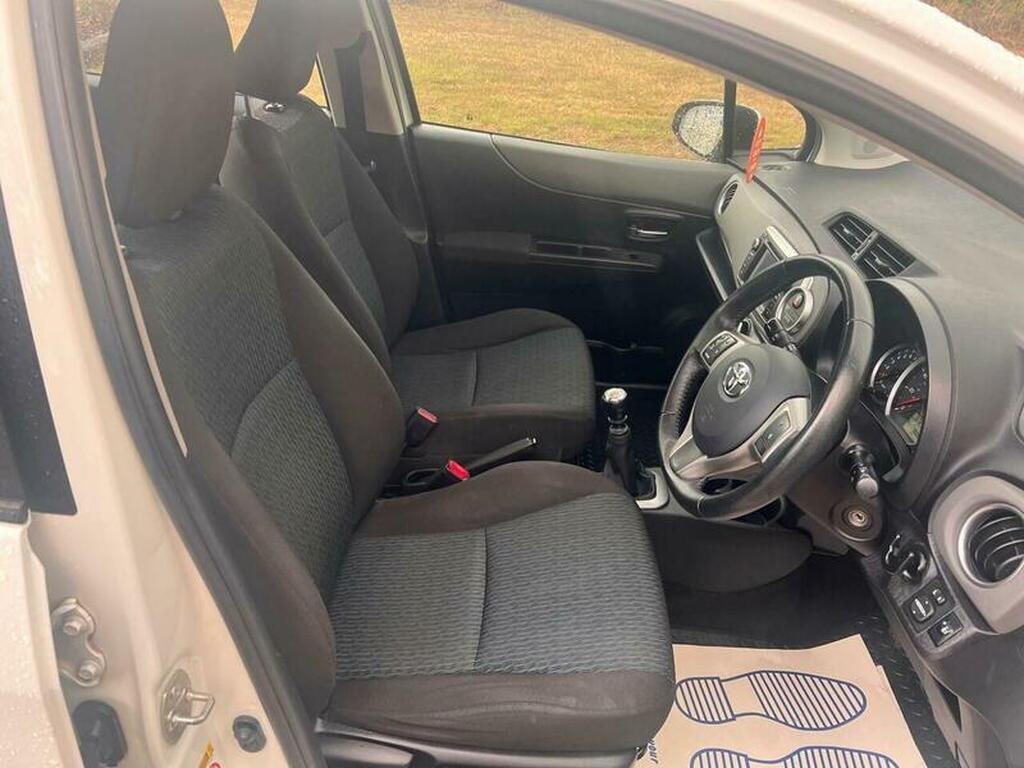 Used Toyota Yaris 2012 for sale - 76161696: Photo 12