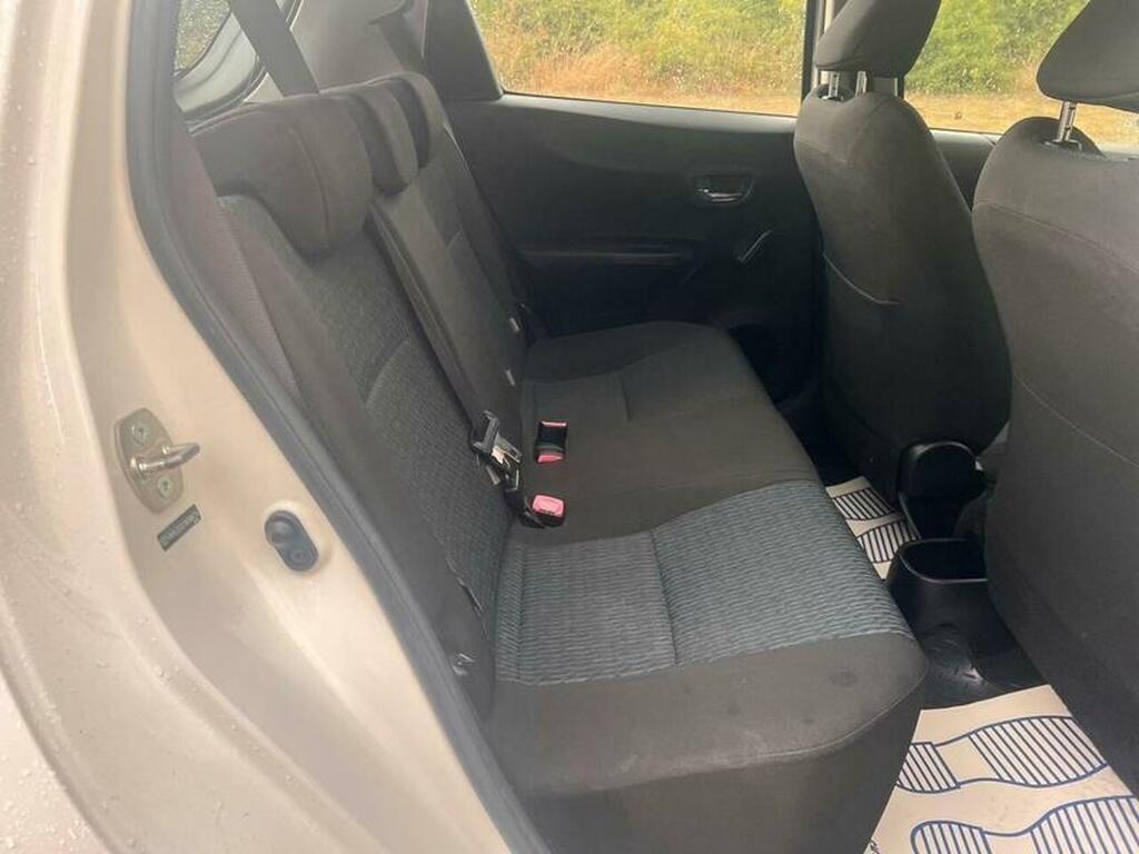 Used Toyota Yaris 2012 for sale - 76161696: Photo 15