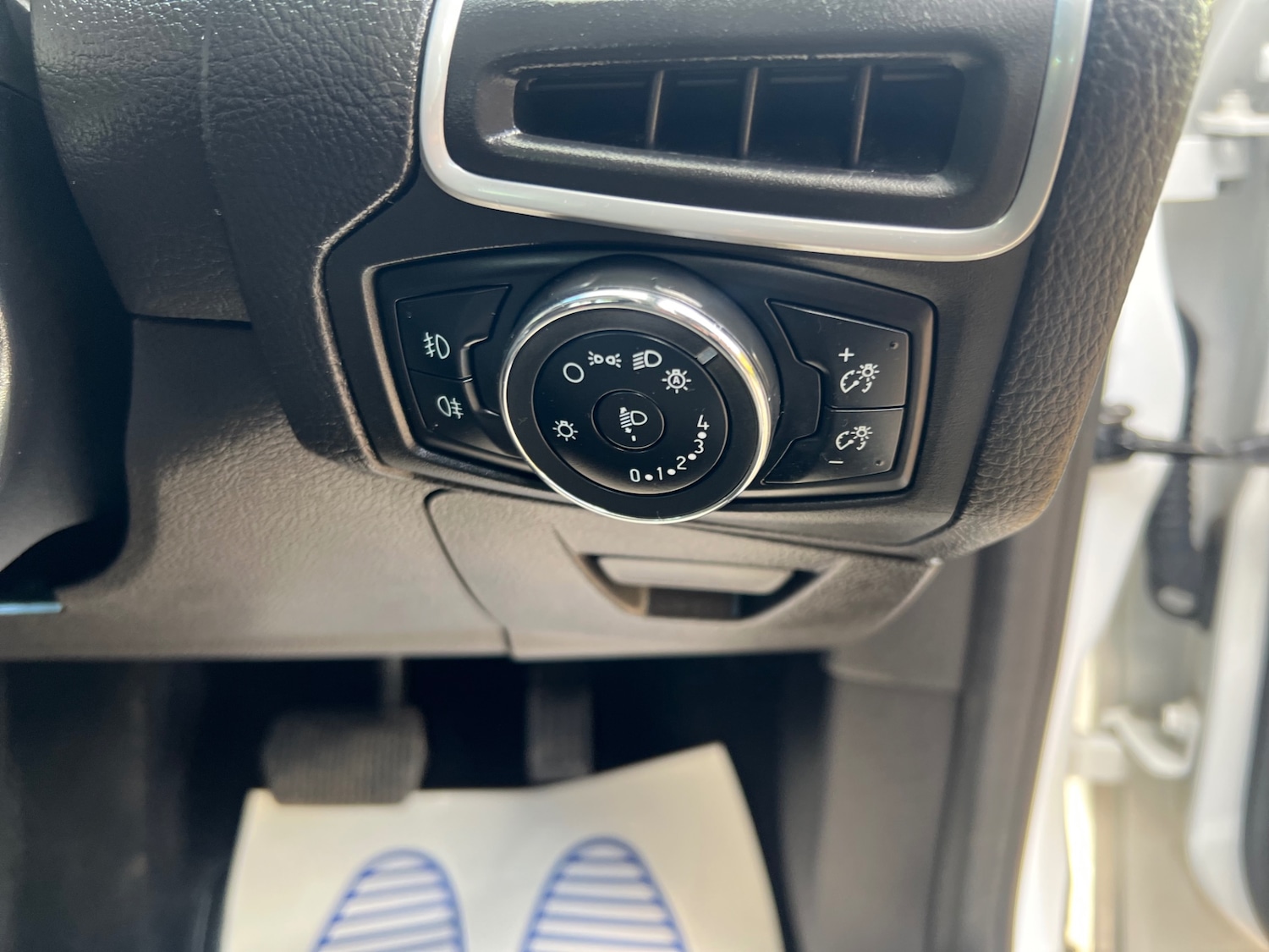 Used Ford Focus 2013 for sale - 76348678: Photo 25