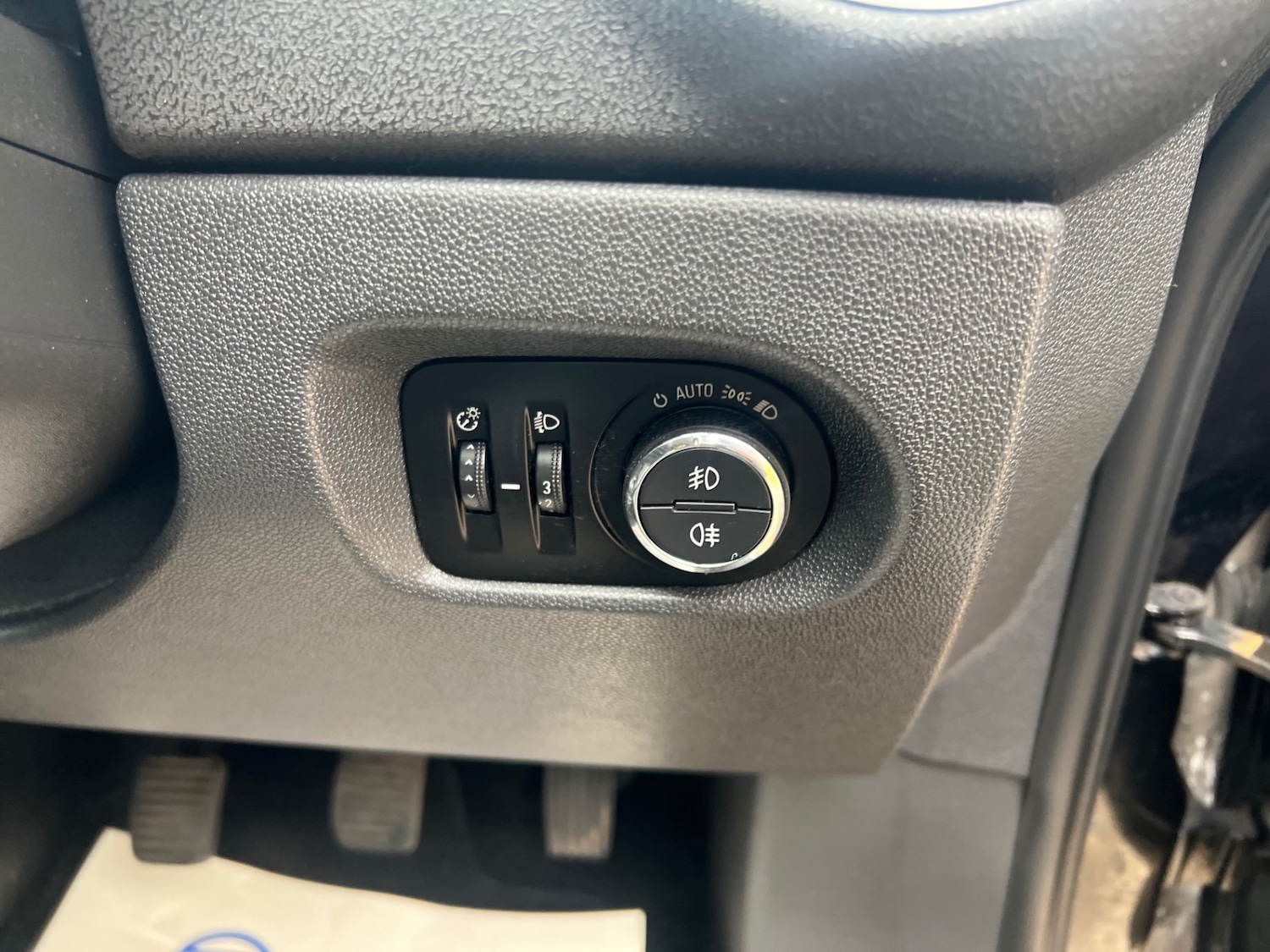 Used Vauxhall Corsa 2014 for sale - 77306376: Photo 33