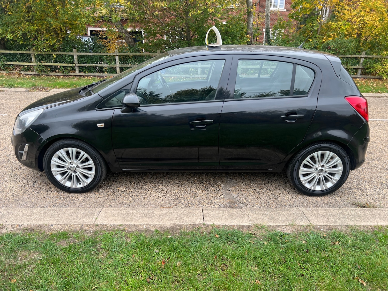 Used Vauxhall Corsa 2014 for sale - 77306376: Photo 4
