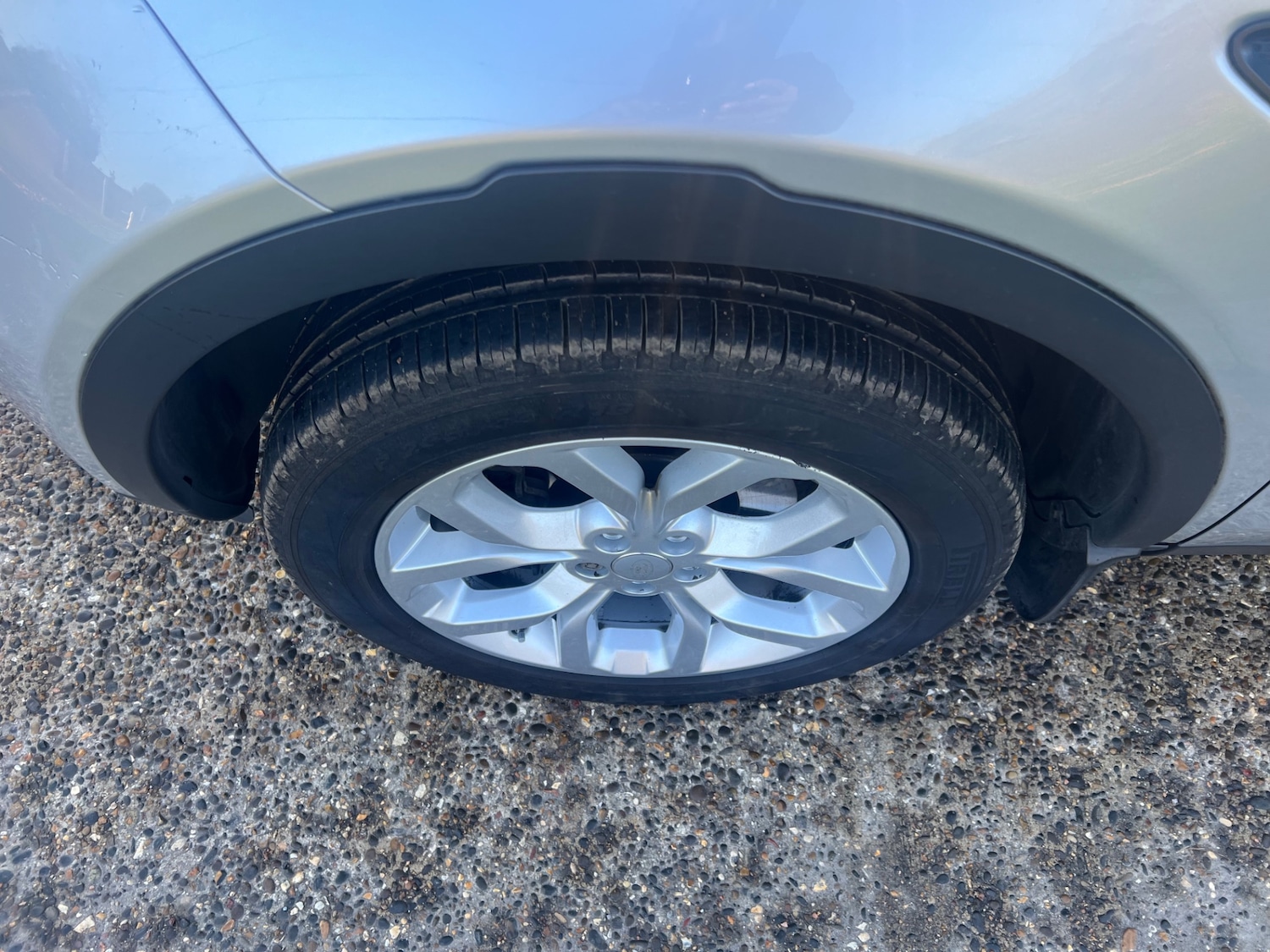 Used Land Rover Discovery Sport 2016 for sale - 76830630: Photo 14