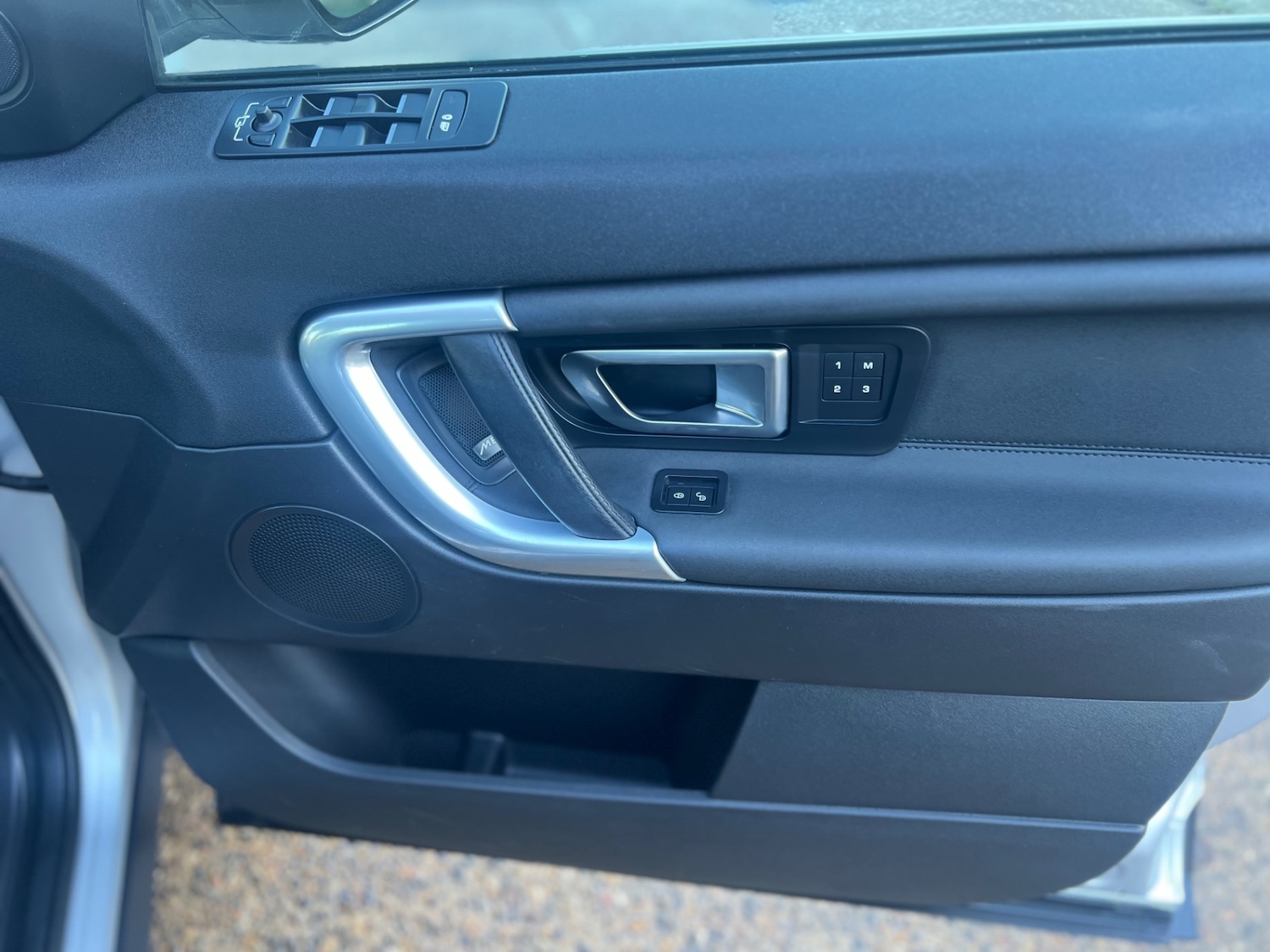 Used Land Rover Discovery Sport 2016 for sale - 76830630: Photo 17