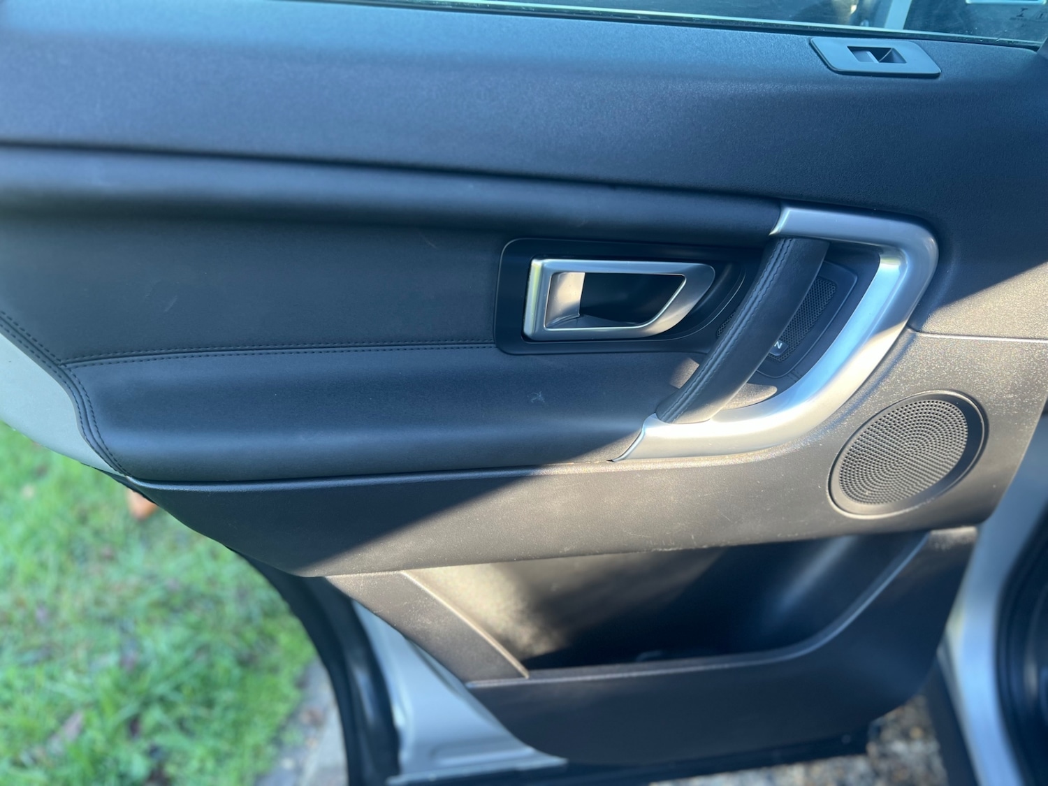 Used Land Rover Discovery Sport 2016 for sale - 76830630: Photo 22