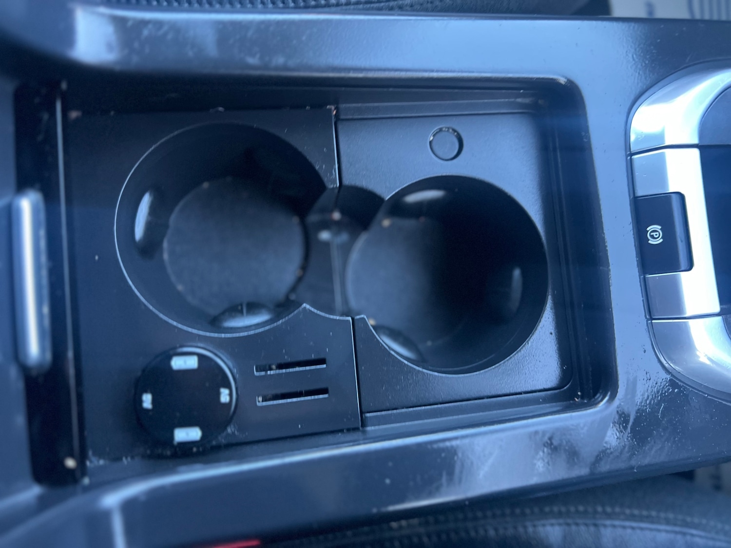 Used Land Rover Discovery Sport 2016 for sale - 76830630: Photo 45