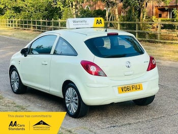 Used Vauxhall Corsa 2011 for sale - 79647329: Photo