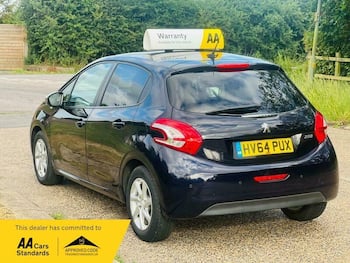 Used Peugeot 208 2014 for sale - 79647309: Photo