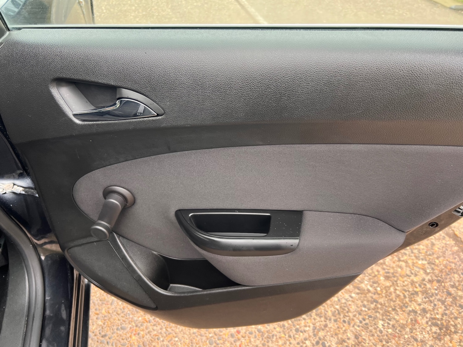 Used Vauxhall Astra 2014 for sale - 77767012: Photo 17