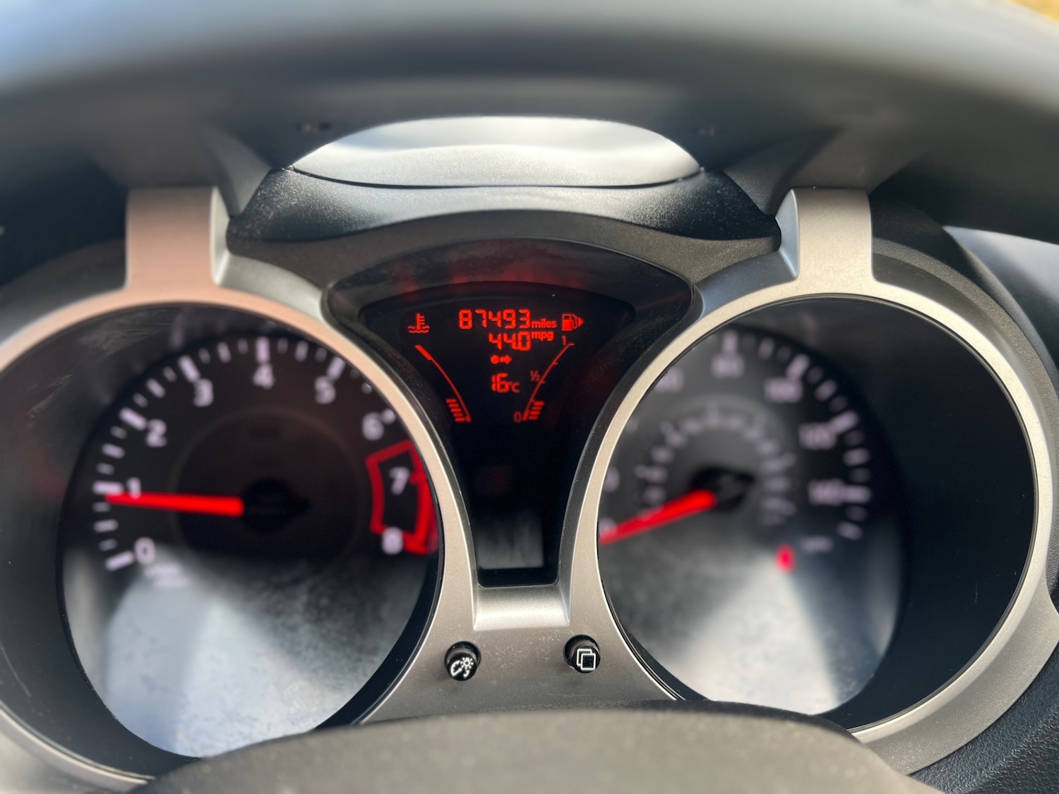 Used Nissan Juke 2016 for sale - 76348664: Photo 37