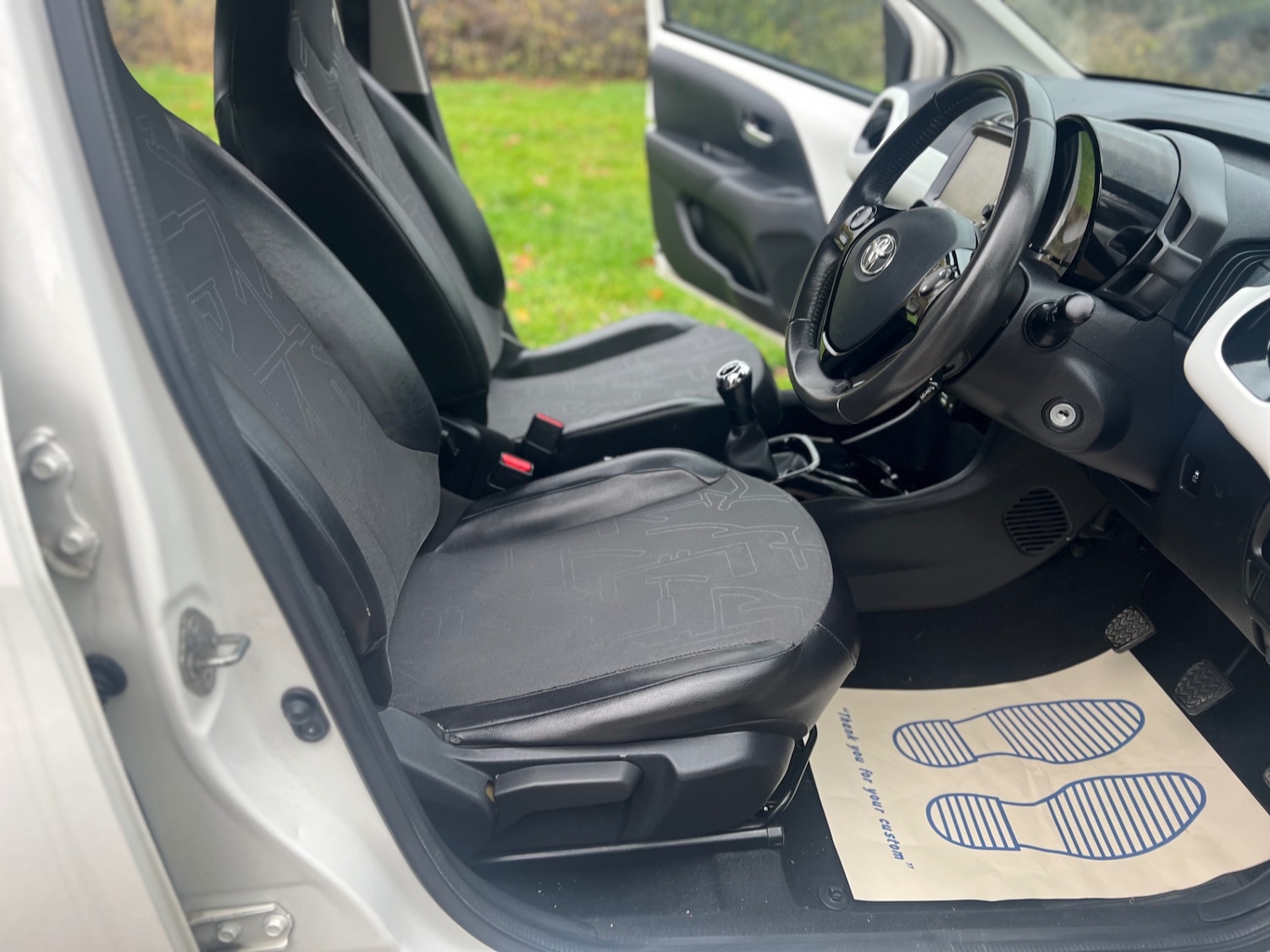 Used Toyota AYGO 2014 for sale - 76575289: Photo 17