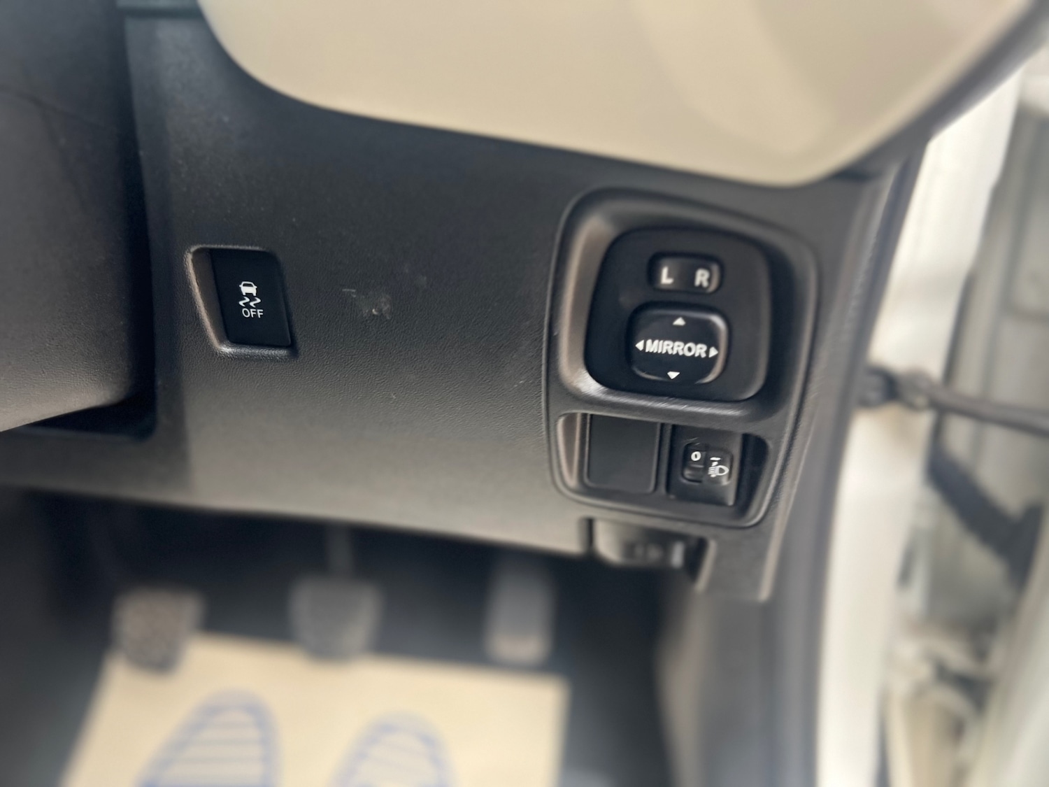 Used Toyota AYGO 2014 for sale - 76575289: Photo 27