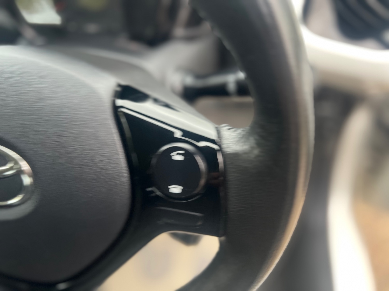 Used Toyota AYGO 2014 for sale - 76575289: Photo 28