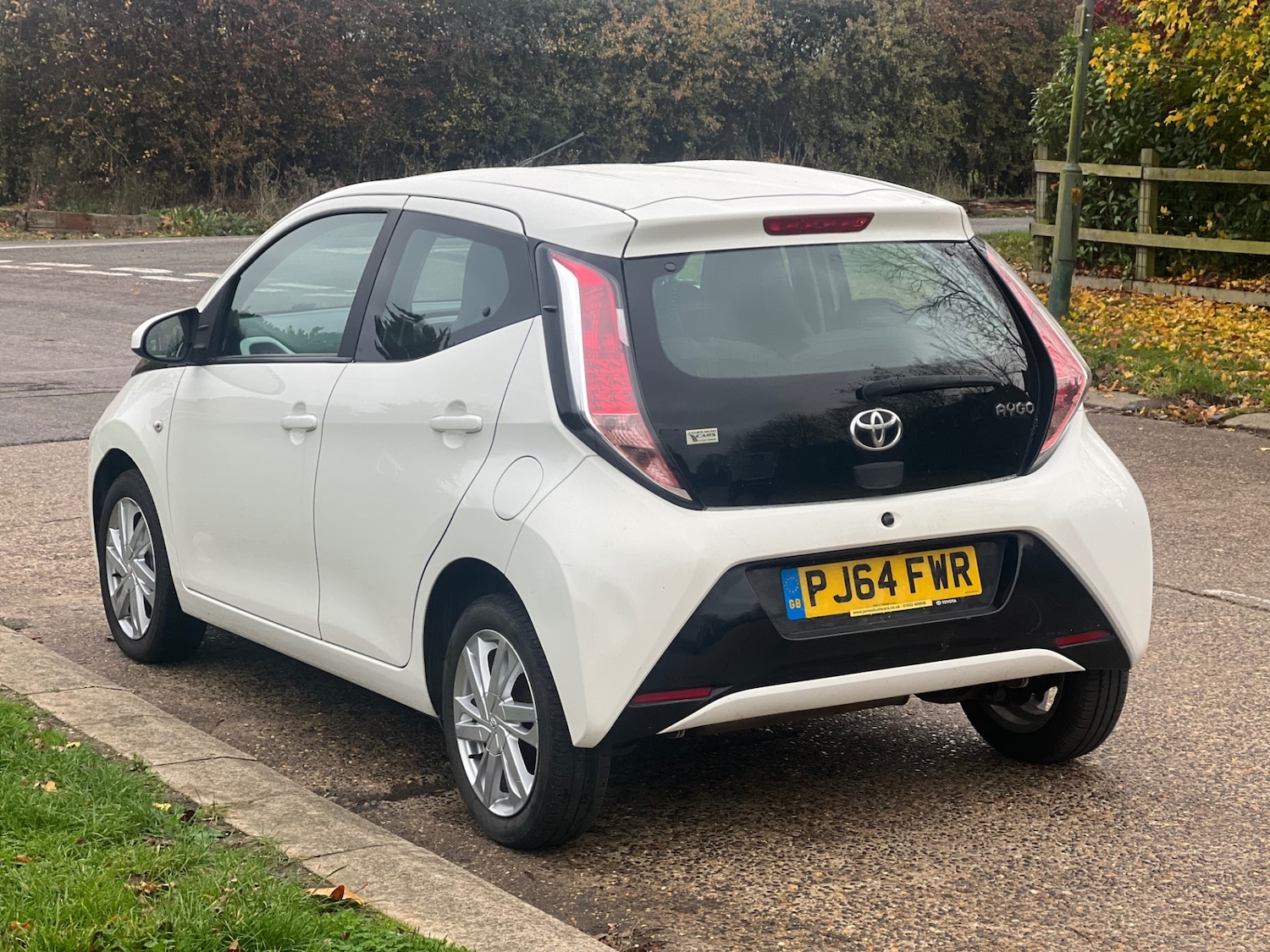 Used Toyota AYGO 2014 for sale - 76575289: Photo 5