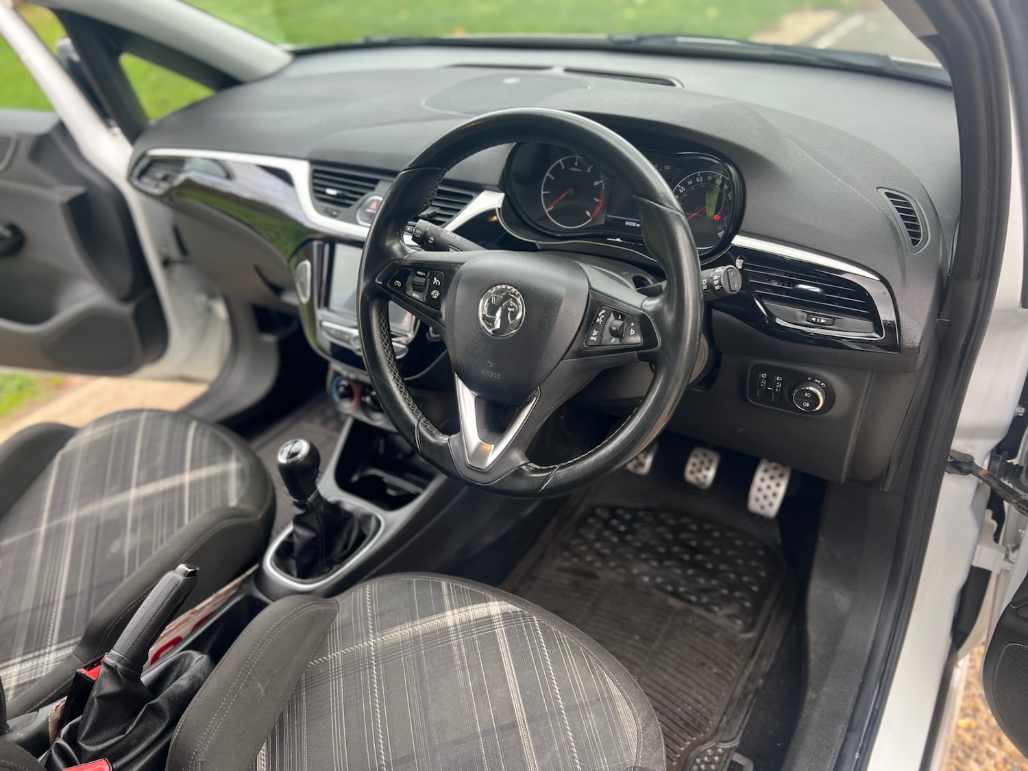 Used Vauxhall Corsa 2016 for sale - 76397256: Photo 14