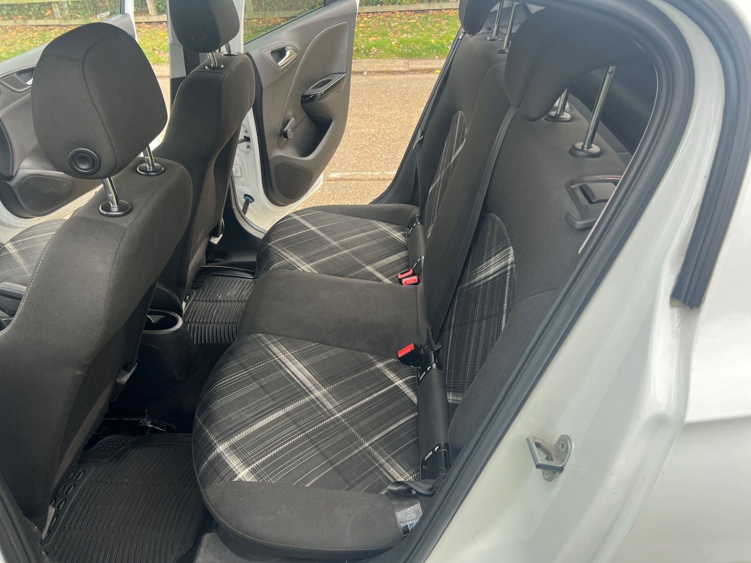 Used Vauxhall Corsa 2016 for sale - 76397256: Photo 22