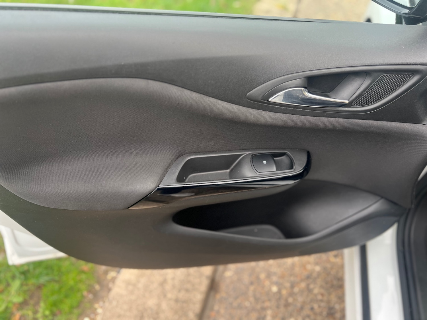 Used Vauxhall Corsa 2016 for sale - 76397256: Photo 27