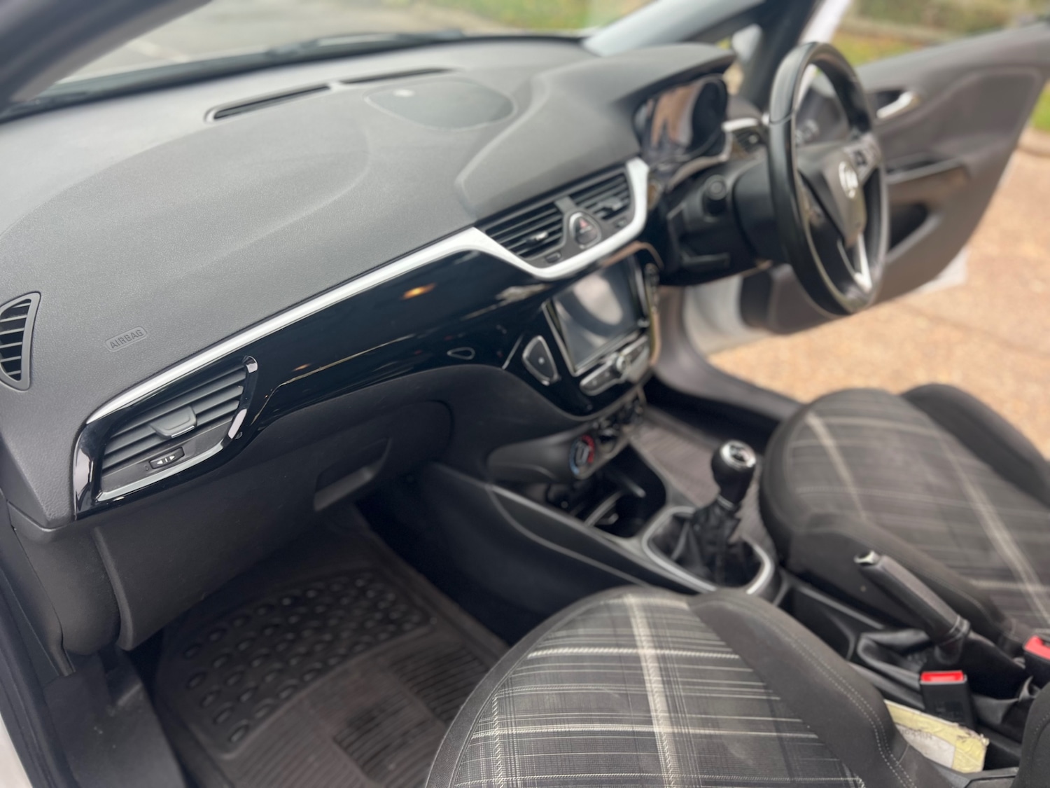 Used Vauxhall Corsa 2016 for sale - 76397256: Photo 28