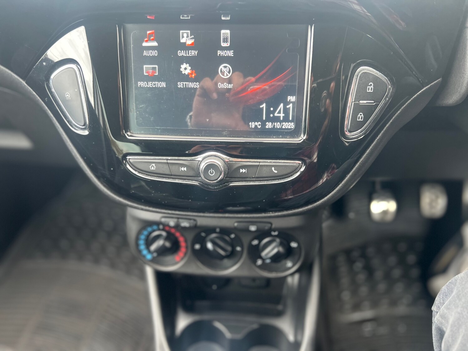 Used Vauxhall Corsa 2016 for sale - 76397256: Photo 35