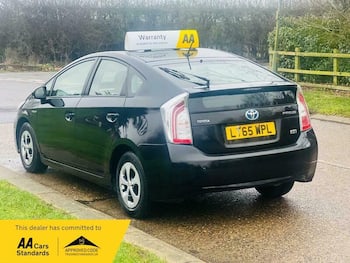 Used Toyota Prius 2015 for sale - 79647313: Photo