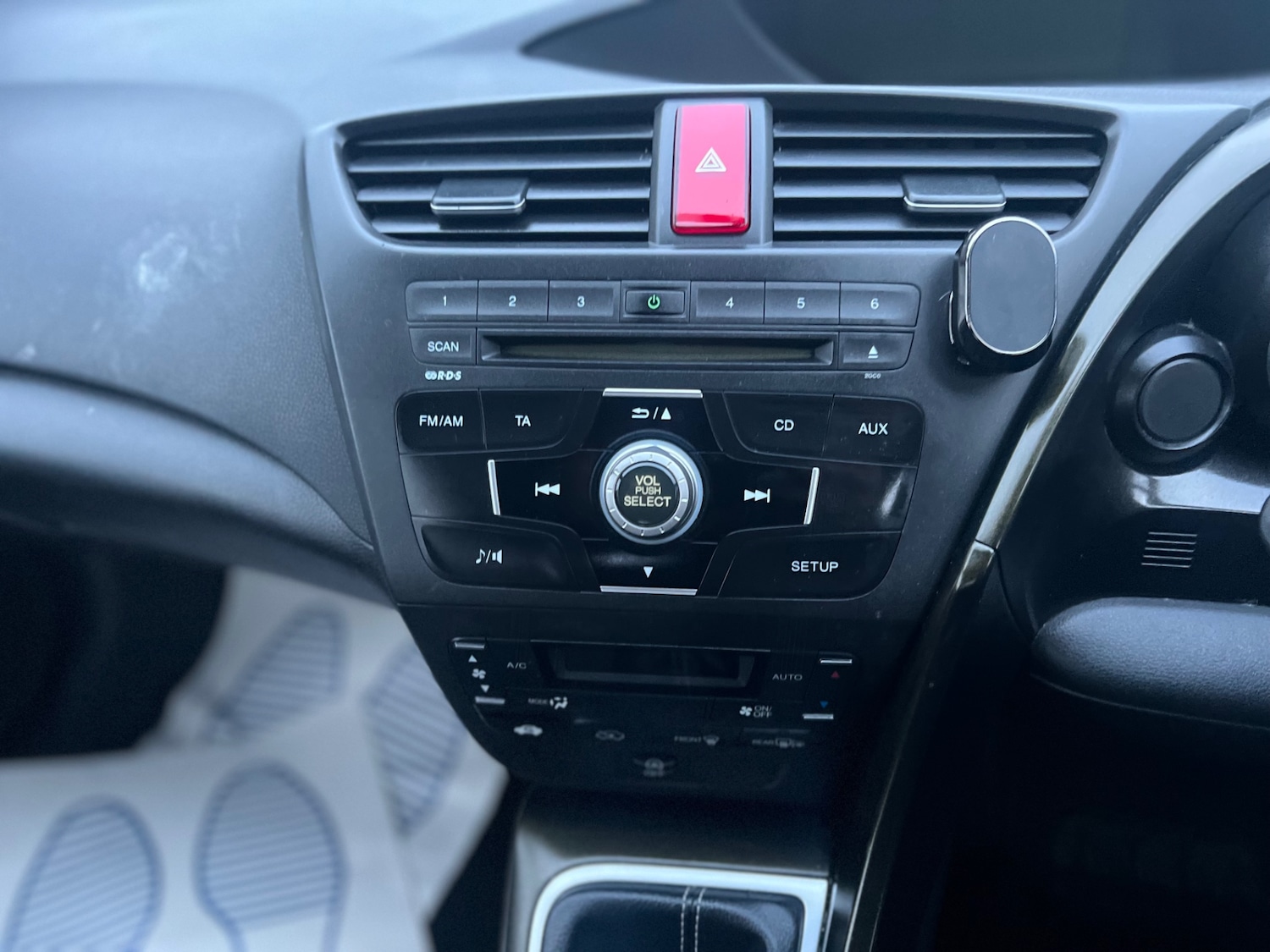 Used Honda Civic 2012 for sale - 76978945: Photo 26