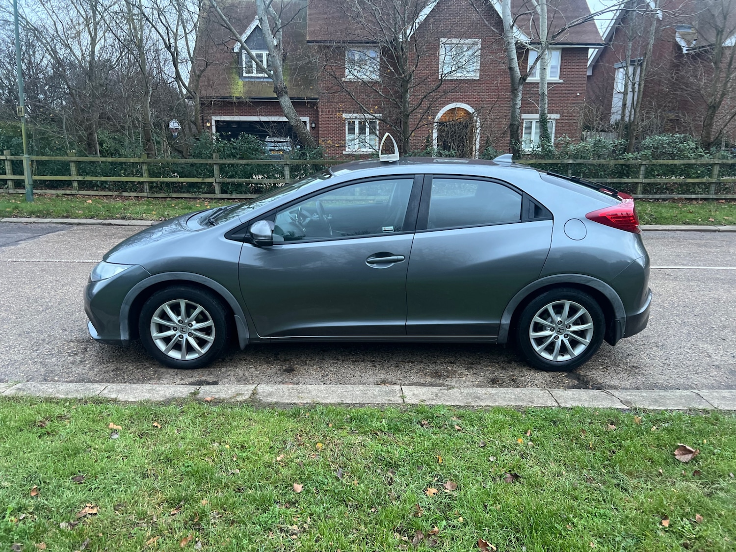 Used Honda Civic 2012 for sale - 76978945: Photo 4