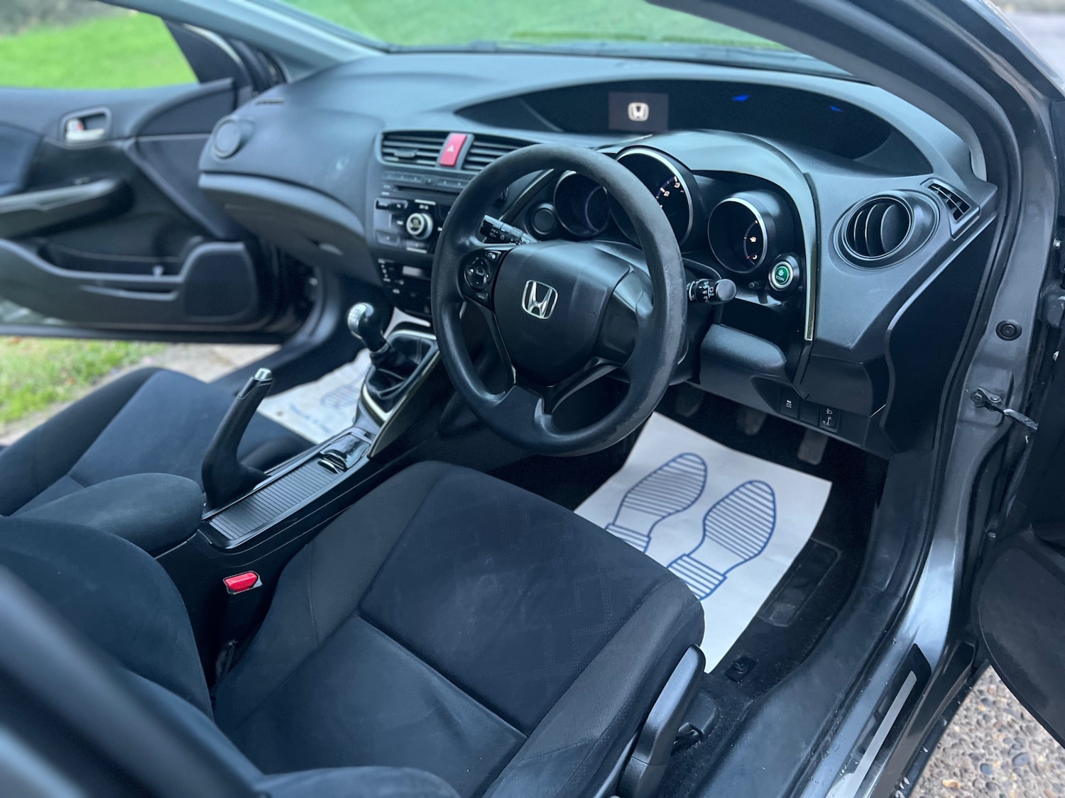 Used Honda Civic 2012 for sale - 76978945: Photo 9