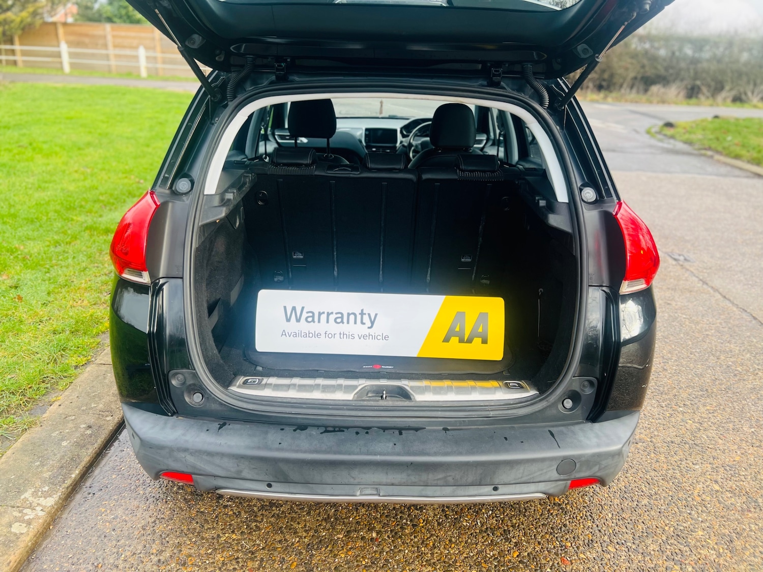 Used Peugeot 2008 2015 for sale - 77483336: Photo 22