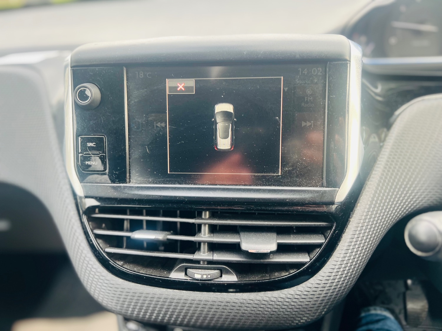 Used Peugeot 2008 2015 for sale - 77483336: Photo 28