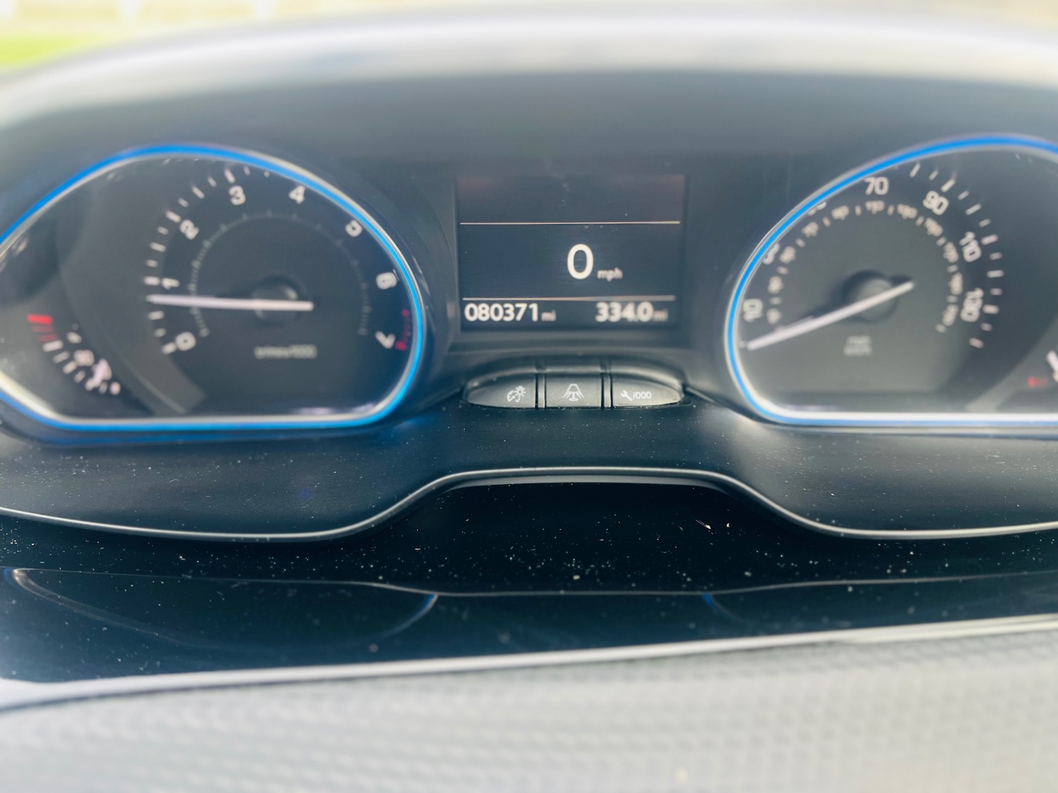 Used Peugeot 2008 2015 for sale - 77483336: Photo 30