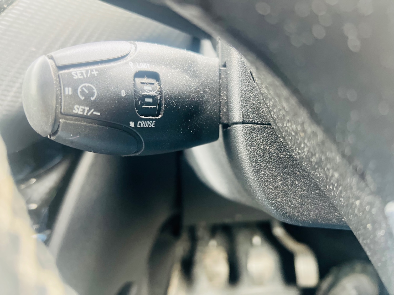 Used Peugeot 2008 2015 for sale - 77483336: Photo 31