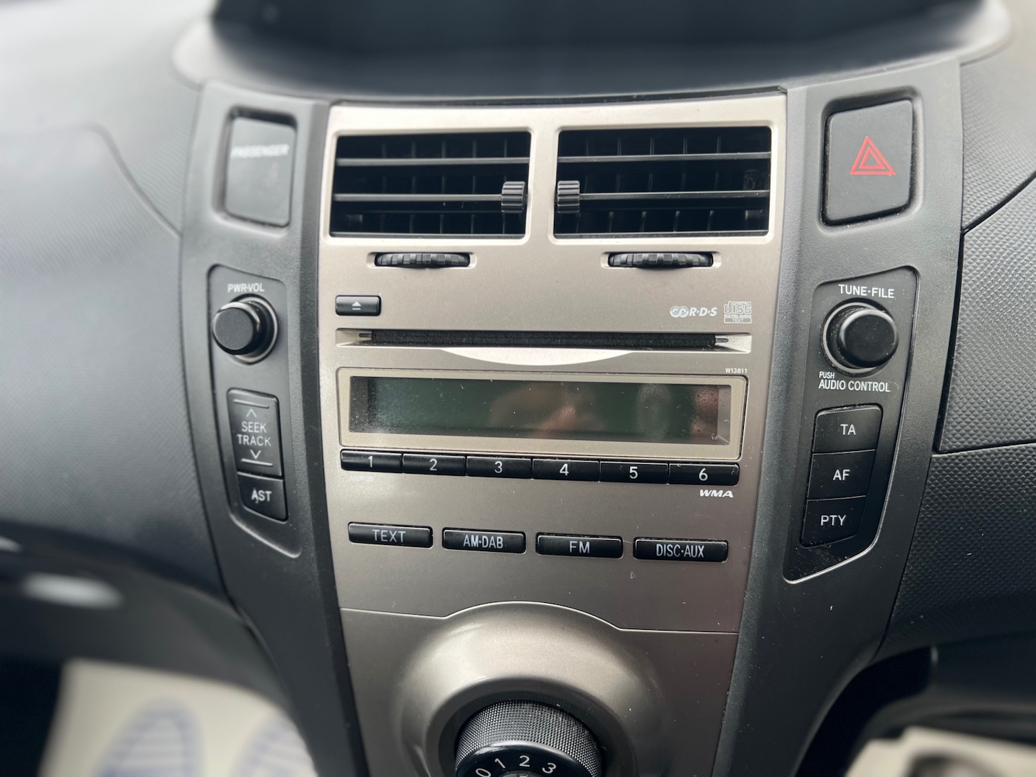 Used Toyota Yaris 2009 for sale - 76397245: Photo 29