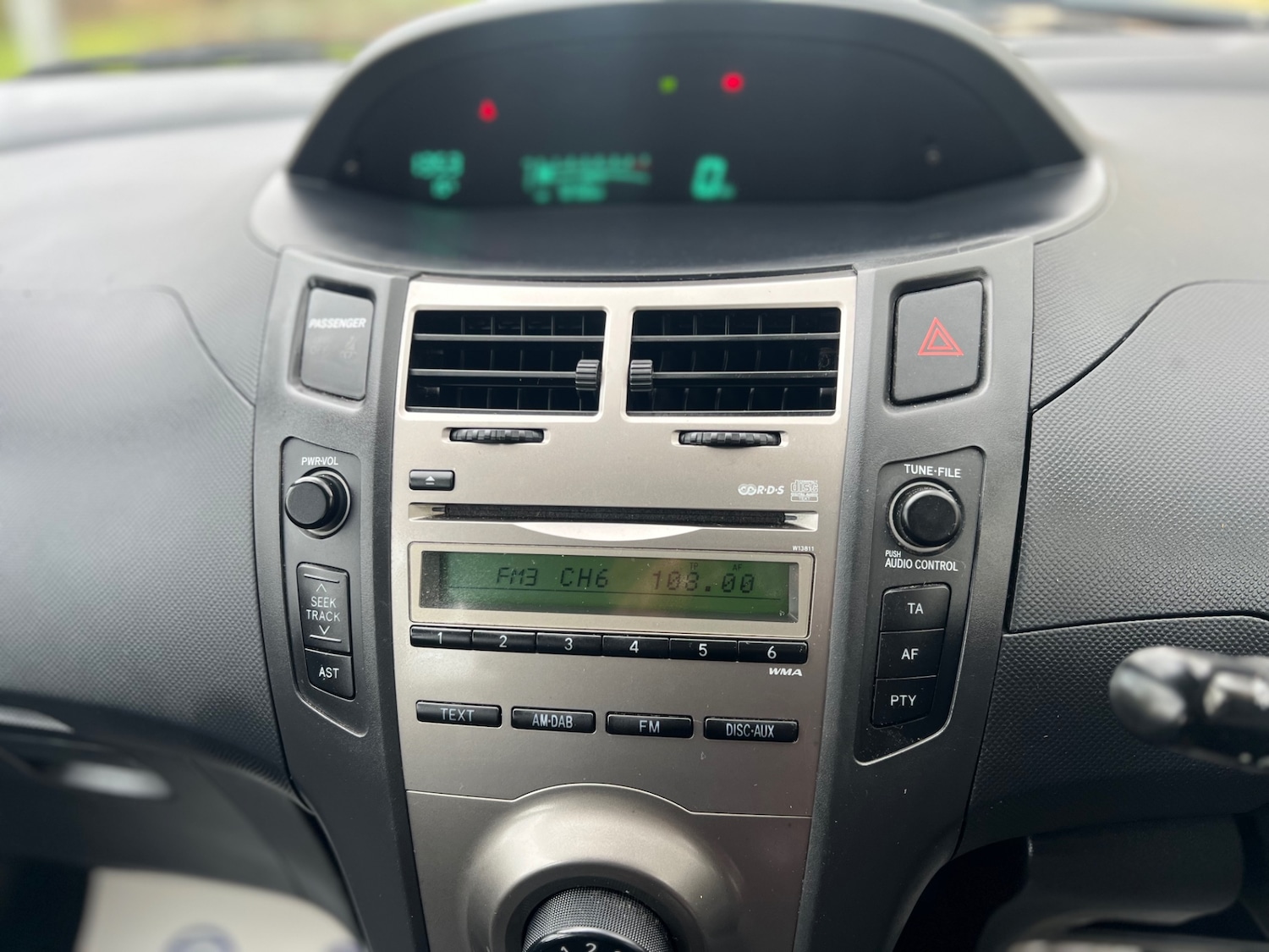 Used Toyota Yaris 2009 for sale - 76397245: Photo 31