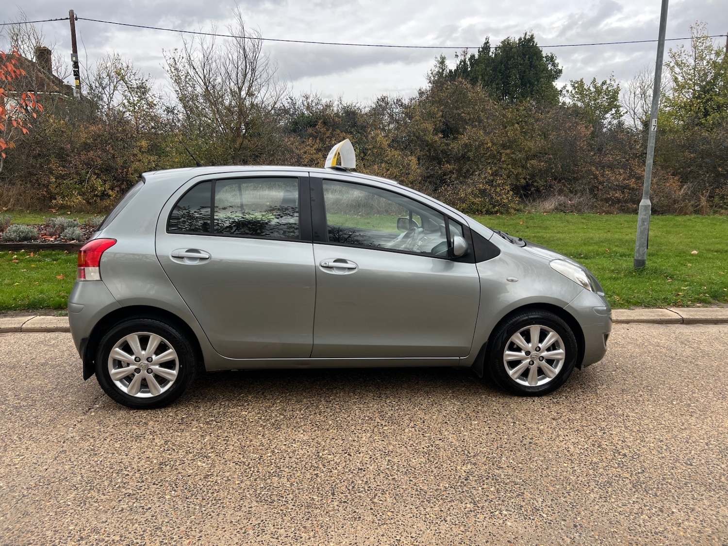 Used Toyota Yaris 2009 for sale - 76397245: Photo 7