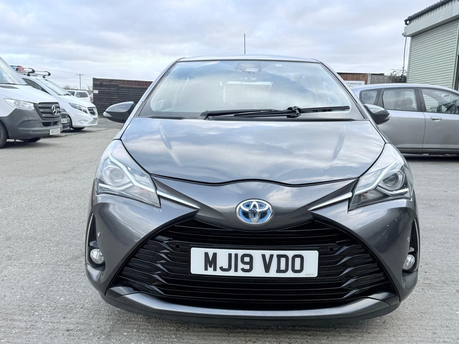 Used Toyota Yaris 2019 for sale - 77342929: Photo 1