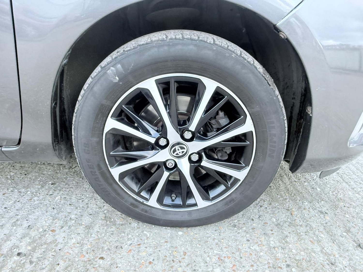 Used Toyota Yaris 2019 for sale - 77342929: Photo 13