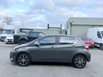 Used Toyota Yaris 2019 for sale - 77342929: Photo